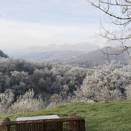 Quercynoise De Charme Piscine Et Vue Sur Vallee Du Lot